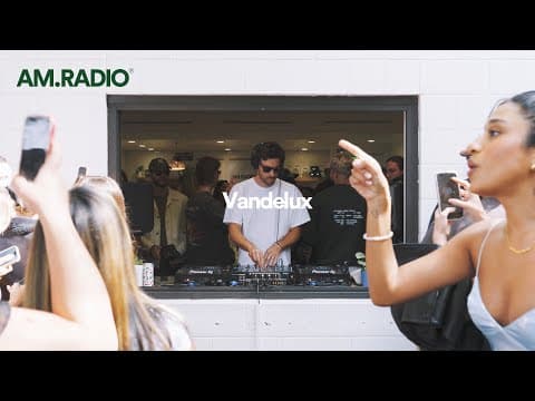 AM.RADIO 002